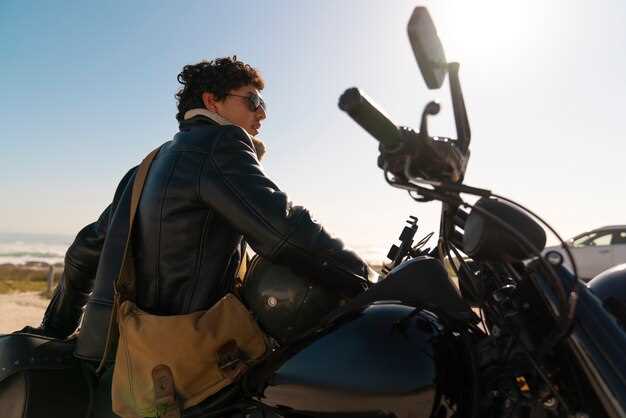 Inspección mecánica de la moto antes de salir