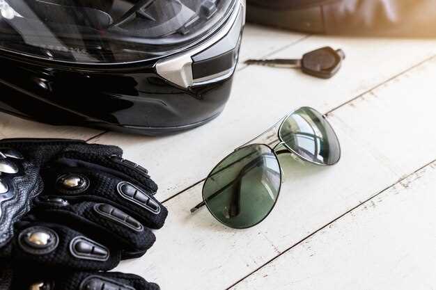 Equipamiento esencial para viajar en moto